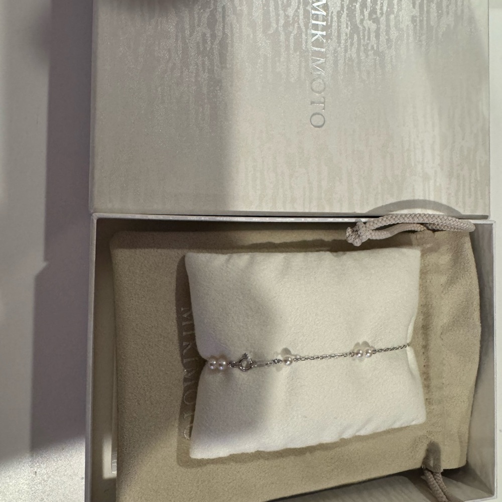 Mikimoto white gold Pearl Bracelet